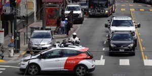 Opinion: On the streets of San Francisco, will robotaxis run amok or aground?