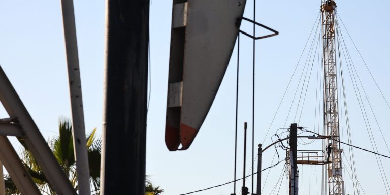 U.S. oil prices end at highest in over a week as Hurricane Idalia aims for Florida