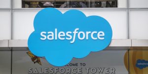 Salesforce, Ciena, Okta, Dollar General, Chewy, Shopify, Tilray, and More Movers