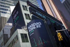 Morgan Stanley Preferred Stock Outperforms Financial Sector Average