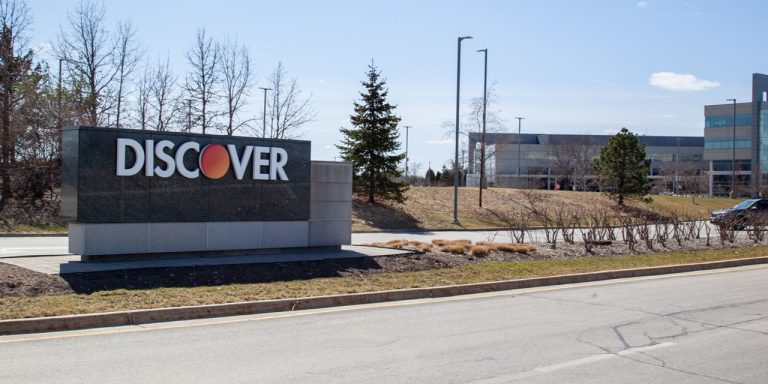 Discover shares fall on ‘sizeable’ amount of funds set aside to cover loan losses
