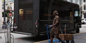 UPS Earnings Meet Expectations. Guidance Is Driving the Stock Lower.