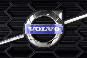 Volvo braces for slower truck markets next year after Q3 profit beat