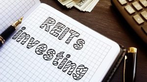 AMT Vs CCI: Which REIT Stock Is A Better Buy?