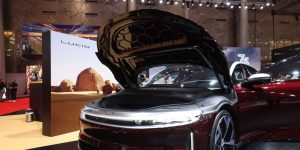 Lucid Cuts Production Guidance. The Stock Is Down.