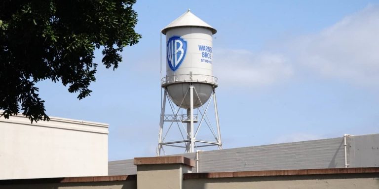 Warner Bros., Roblox, Robinhood, Array, Upstart, Toast, Lucid, and More Movers