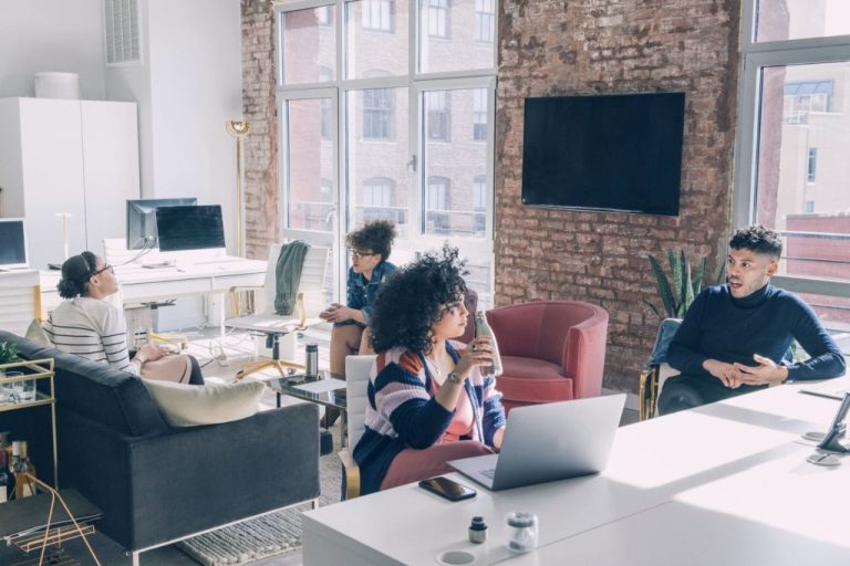 How Your Office Layout Could Be Destroying Employee Trust