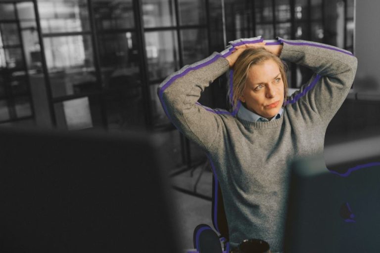 How to Use AI Insights to Maximize Revenue Now